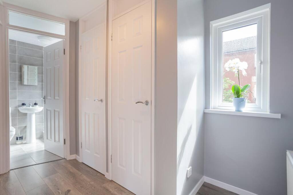 Beautiful Apartment In The Heart Of Belfast!! Esterno foto